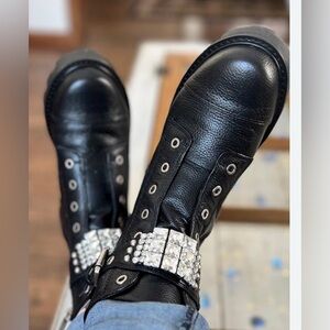 NEW Karl Lagerfeld Paris Maeva Black Boots